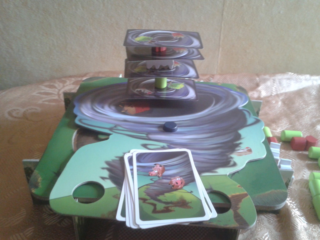 Tornado Ellie - GameBy.pl