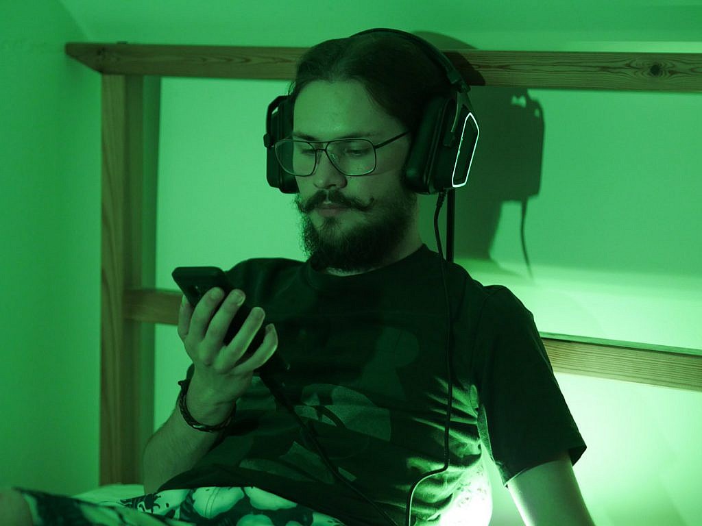 Test słuchawek Viper V380 - GameBy.pl