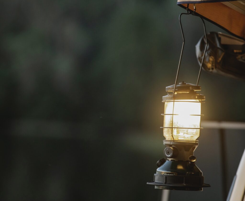 Lampka biwakowa do 100 zł